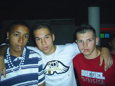 c T nOs hOmmEs...